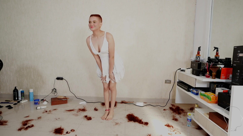 Euro Bald: Scarlett