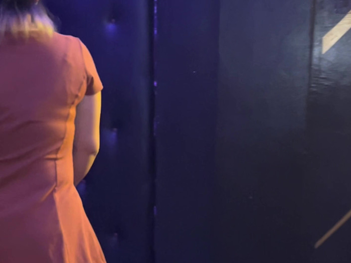 Jane studio: 私の最初のディルドを使用してみてください