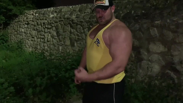 Jack stacked: Flexion après la gym sur le parking