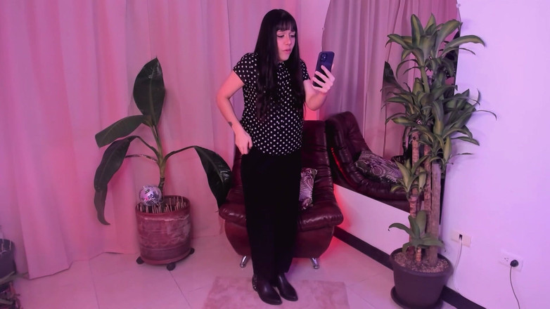 CoralTrip: 婊子保姆和科学博览会惊喜