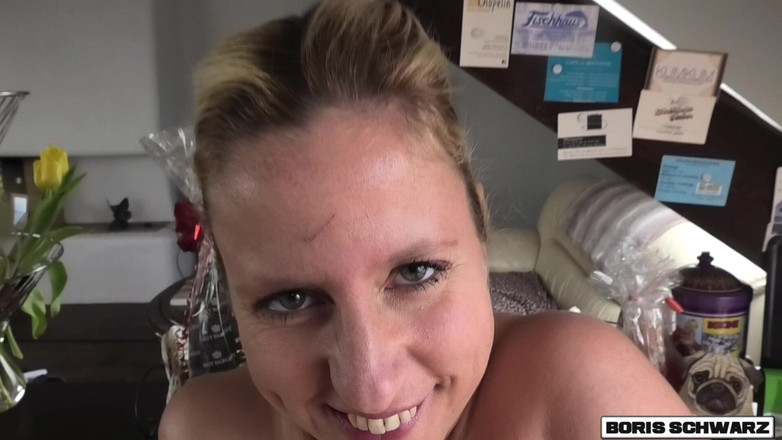 Boris Schwarz Studio: Boris Schwarz: ¡totalmente perverso! Meando follando corrida con puta de nylon