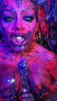 Cổ họng vô sinh của Lilith