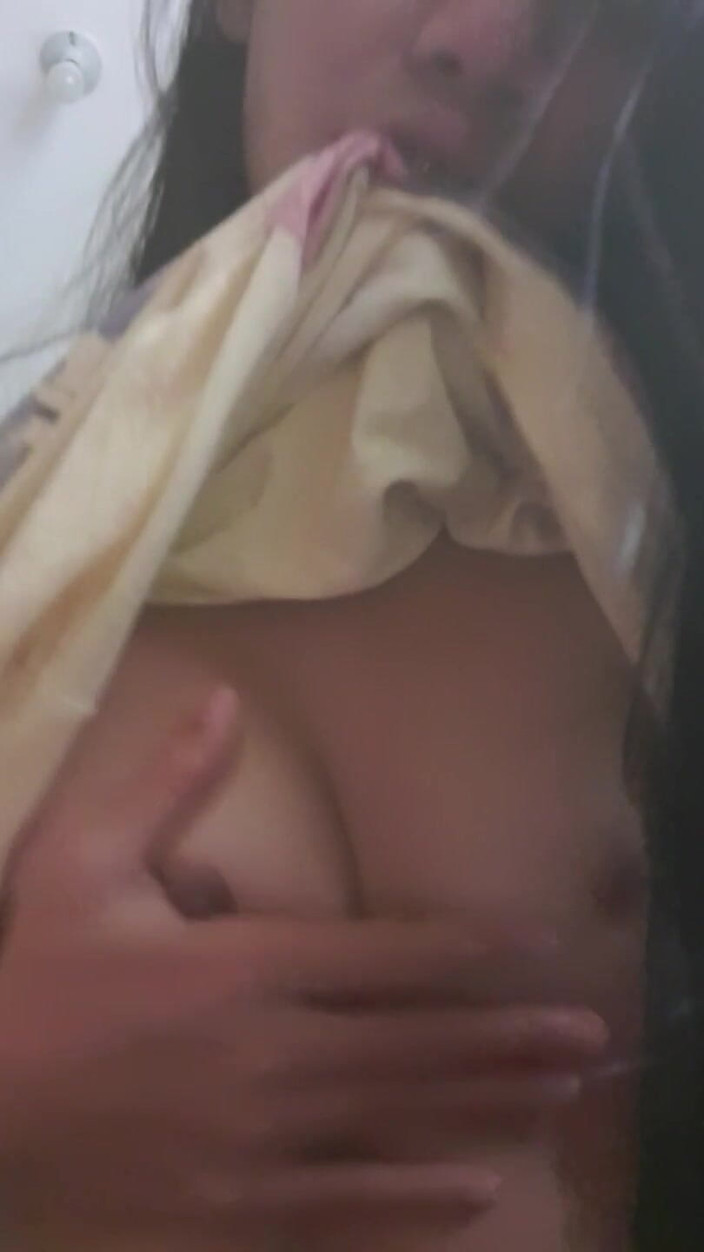 creamberryfairy: Memelerini Gösteriyor