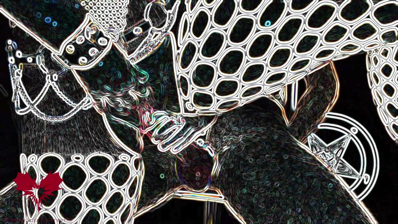 Close Up Extreme: Pták je ošukaný paní. Používá ho, jak se jí zlíbí....