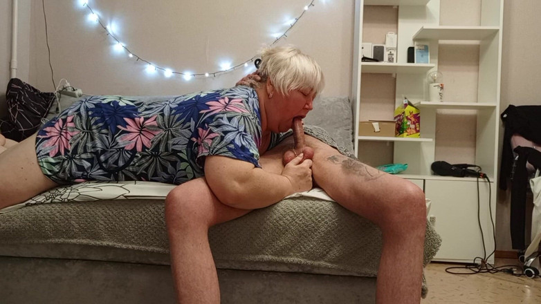 Zona901: 딥 스로트 정액 삼키는 핫한 엔딩