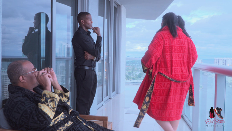 Red bottom productions: Sekretny zakazany kutas w dół