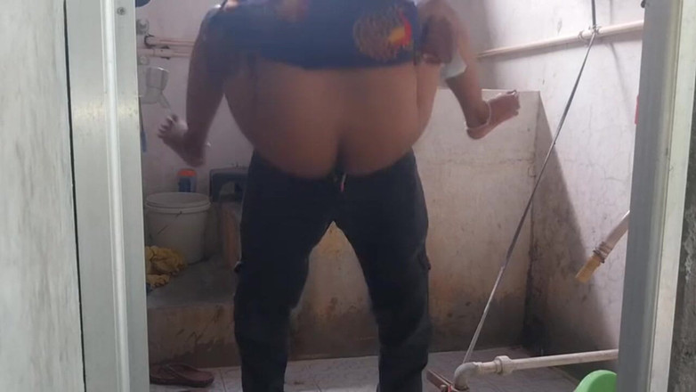 Busty mom: Ayakta Hintli sikişi