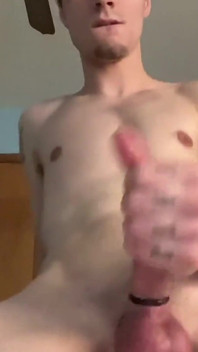 Intense solo masturbatie met afwerking