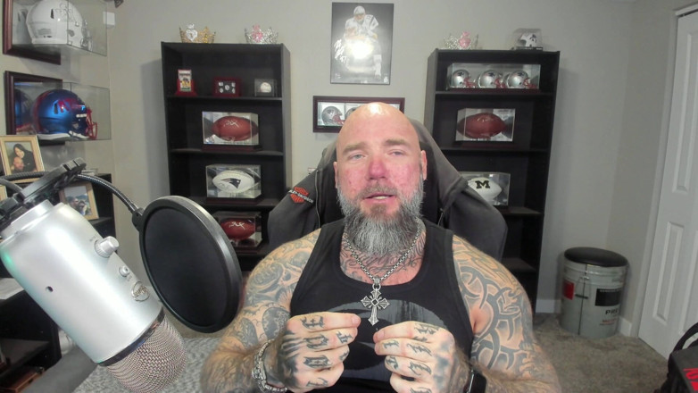 Raw and Uncensored with Masculine Jason: Cose che i ragazzi non ammettono
