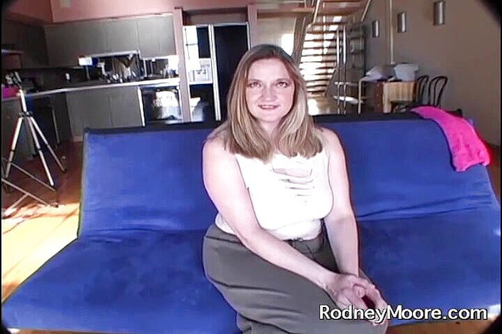 Scale Bustin Babes: BBW MILF dziwka dostaje lanie i felgi