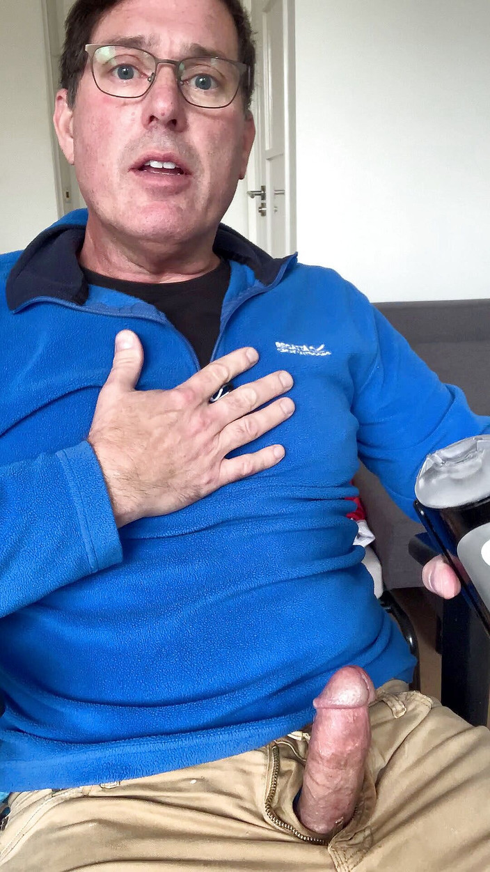 TJenner: Пробую мою нову тенгу в отворі