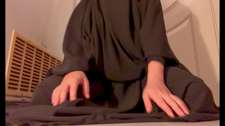 Wmababee: Arabischer niqab - дівчина в хіджабі - великі цицьки