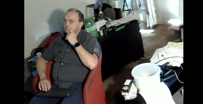 Caressonnous: 요청 대기 중