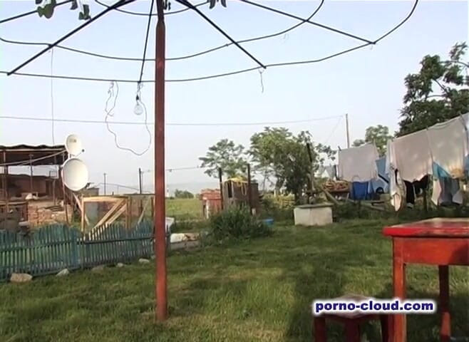 Porno Cloud: Hot summer hot fuck.