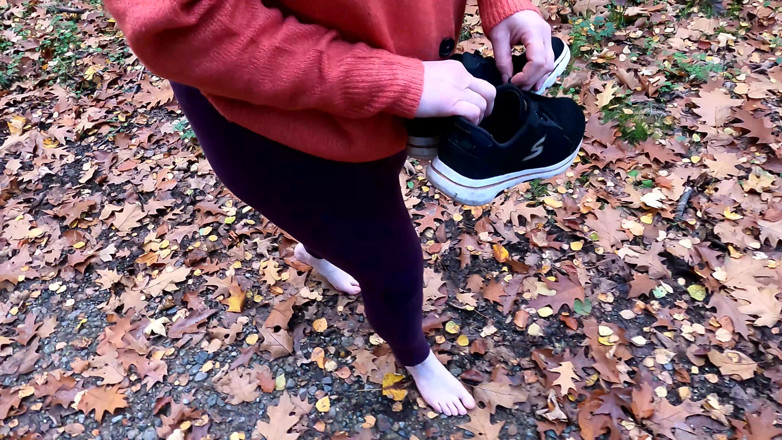 Bouncy Tits Action: Walking Naked Through the Woods After Her Vagina Slapping