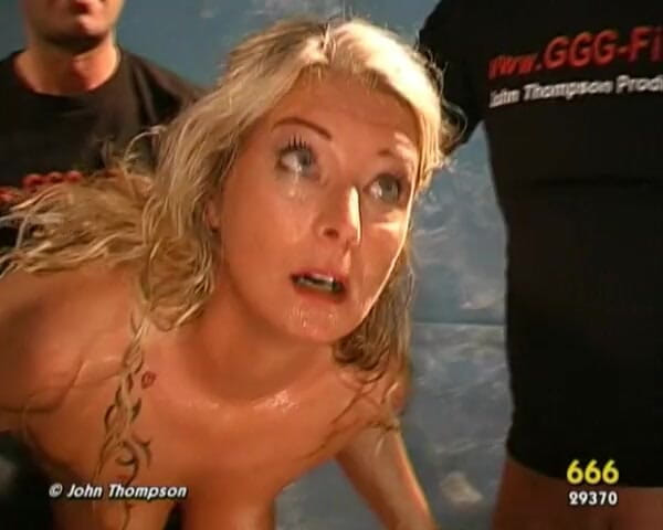 Fuck Cumshot Party: Ggg John Thompson- Wild Pissing Sex with Hot Babe Getting...