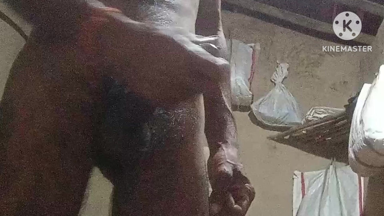 vijay Yadav: Bhabhi disetubuhi dengan penis 9 inci