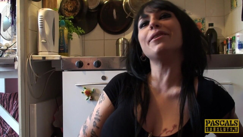 Pascals Subsluts: Gina Snake - interviu - înainte de sex