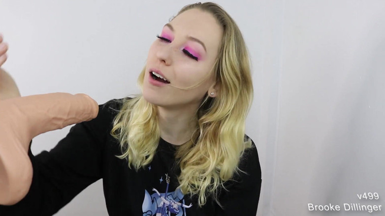 Brooke Dillinger: Punheta até gozar na minha boca