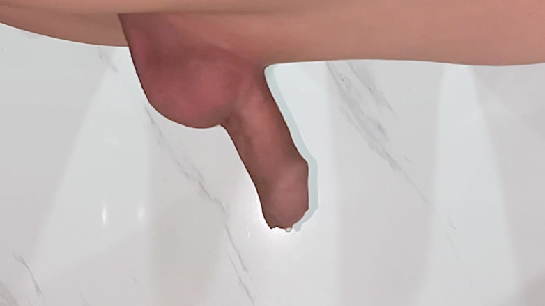 hueikun: 包皮少年の搾乳と射精