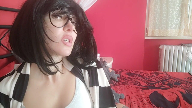 savannahamatoriale: she bangs, she burps!