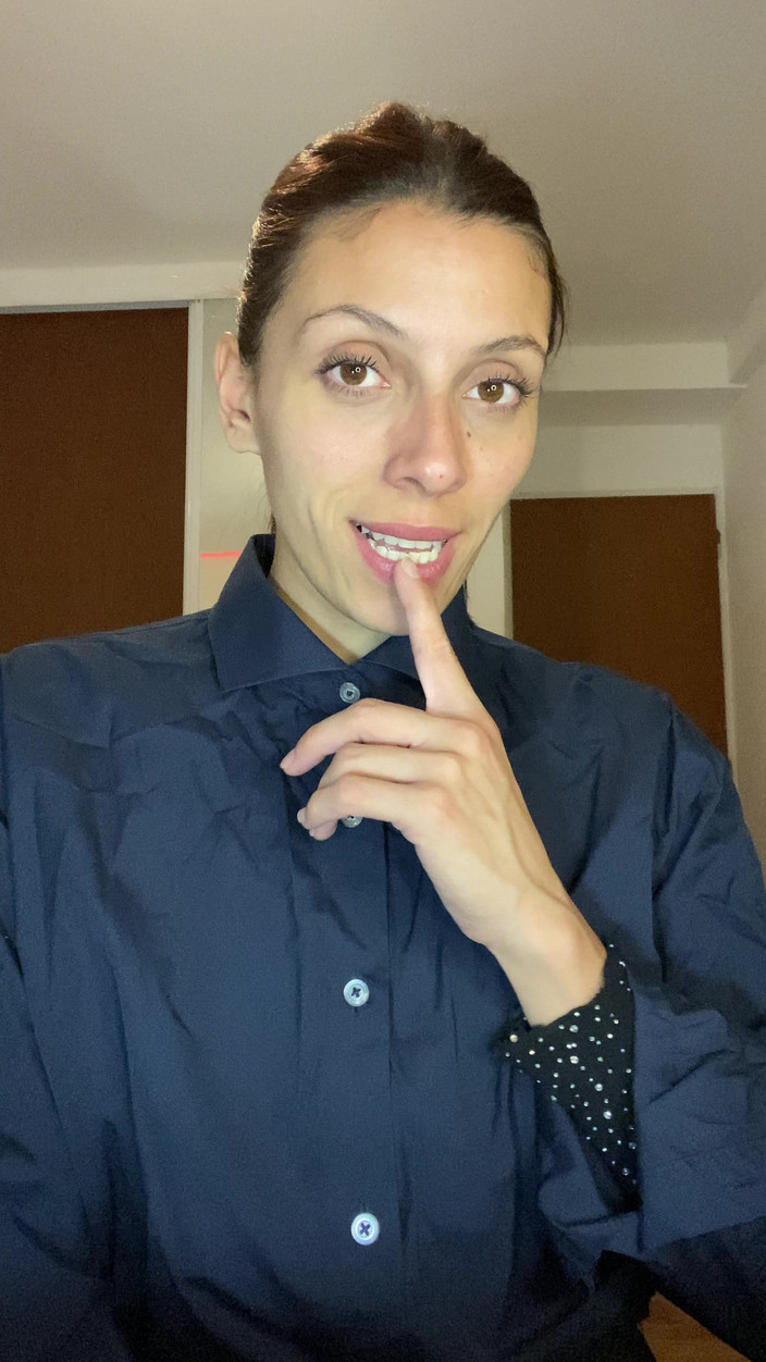 Lynn Scream: Setiausaha Slutty Tidak Pernah Gagal Melegakan Tekanan Bosnya