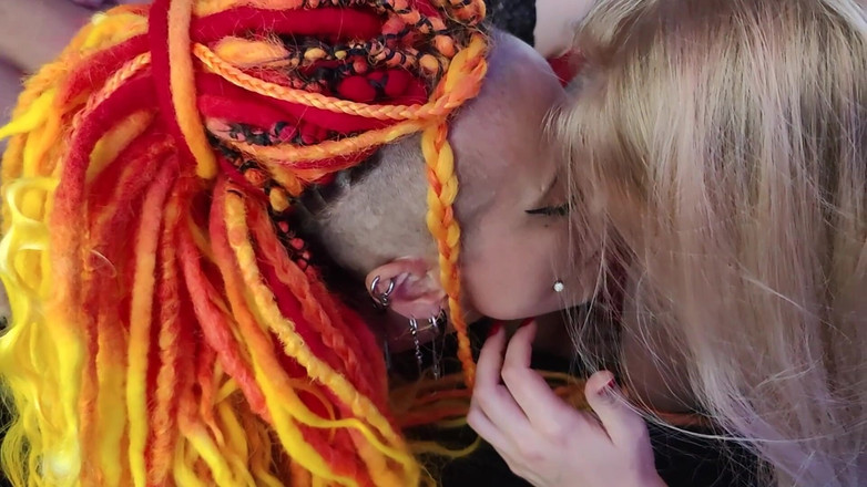 EdgesOfReality: Chơi Tay Ba Nóng Bỏng Với Vamp Daddy Và Quả...