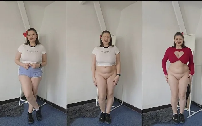 Tina Angel: Your New Roommate Bottomless Nudist Showing You New Tops