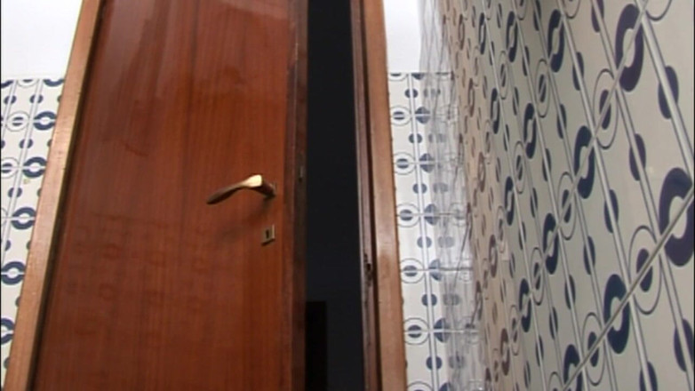 My porn family: Cougar seksi amatur menunggang zakar keras yang besar