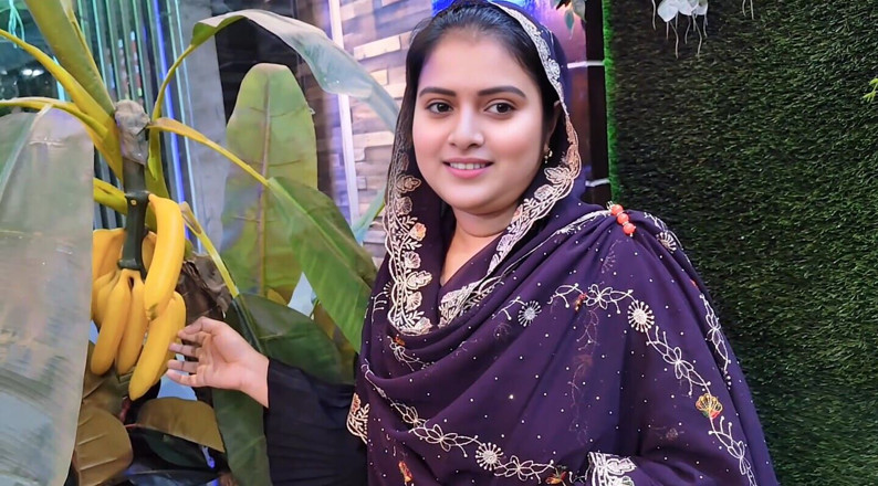 Your-Eshita: Indian Fan Came to Meet My Big Fan and Went...