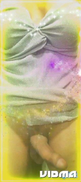 Laratransexualbarcel: Masturbazione di molto latte