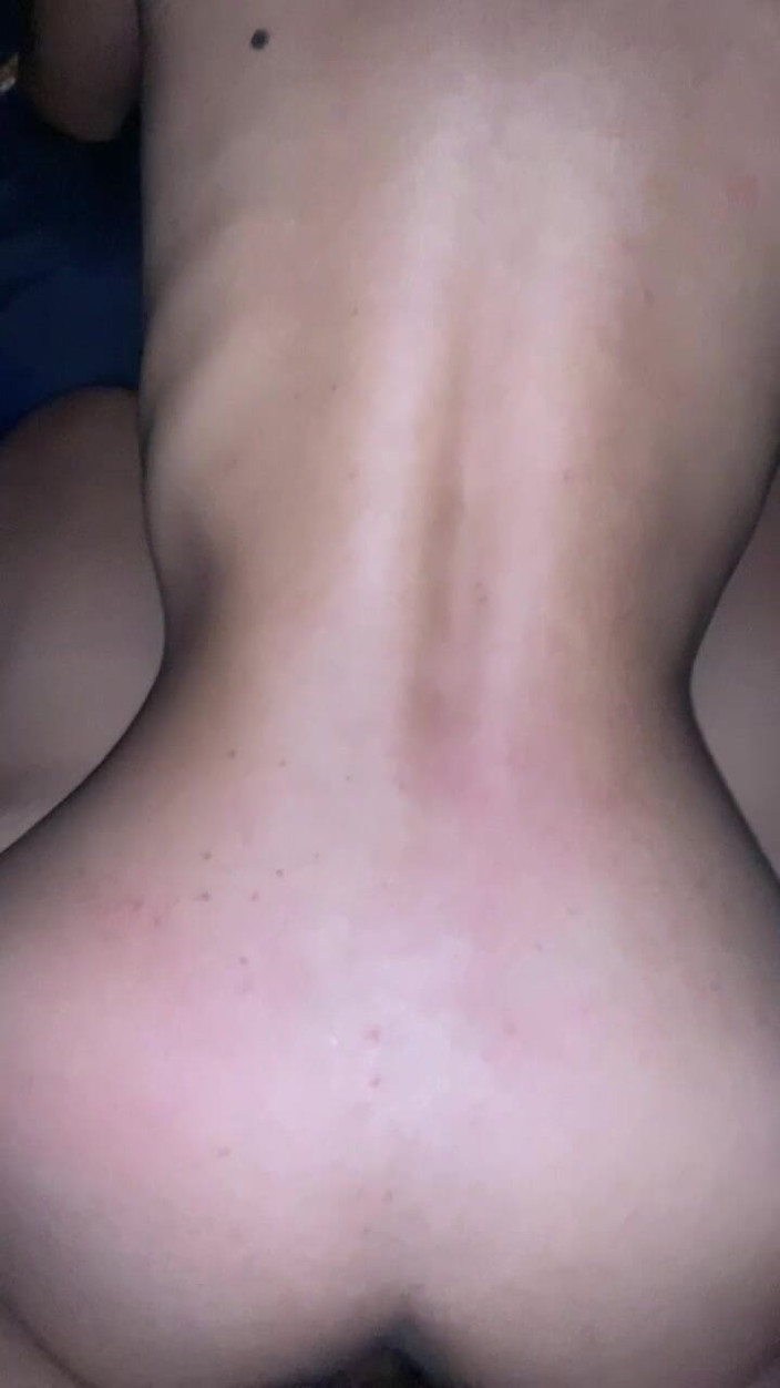 Indo Girl: Stilul de tricotat este cel mai bun