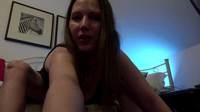 Viktoria Goo: Viktoria Goo - розшукується досвідчений ссандрівник!