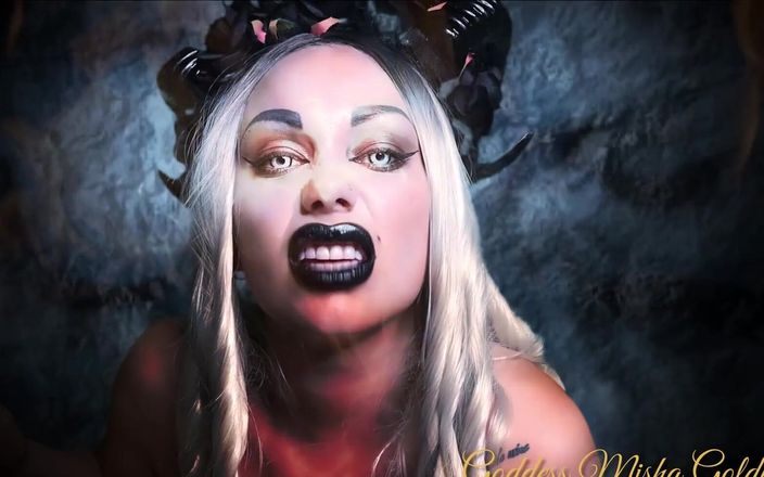 Goddess Misha Goldy: Uma demoness sexy com lábios pretos sedutores provocando você com...