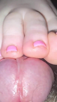 Footjob Fun