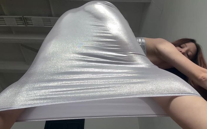 Skinny_lady69: Heißes transparentes kleid dehnen