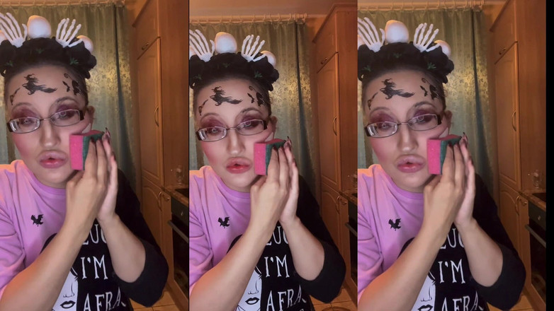 FinDom Goaldigger: Maricas, eu vou fazer você lamber meus óculos e lábios enquanto...