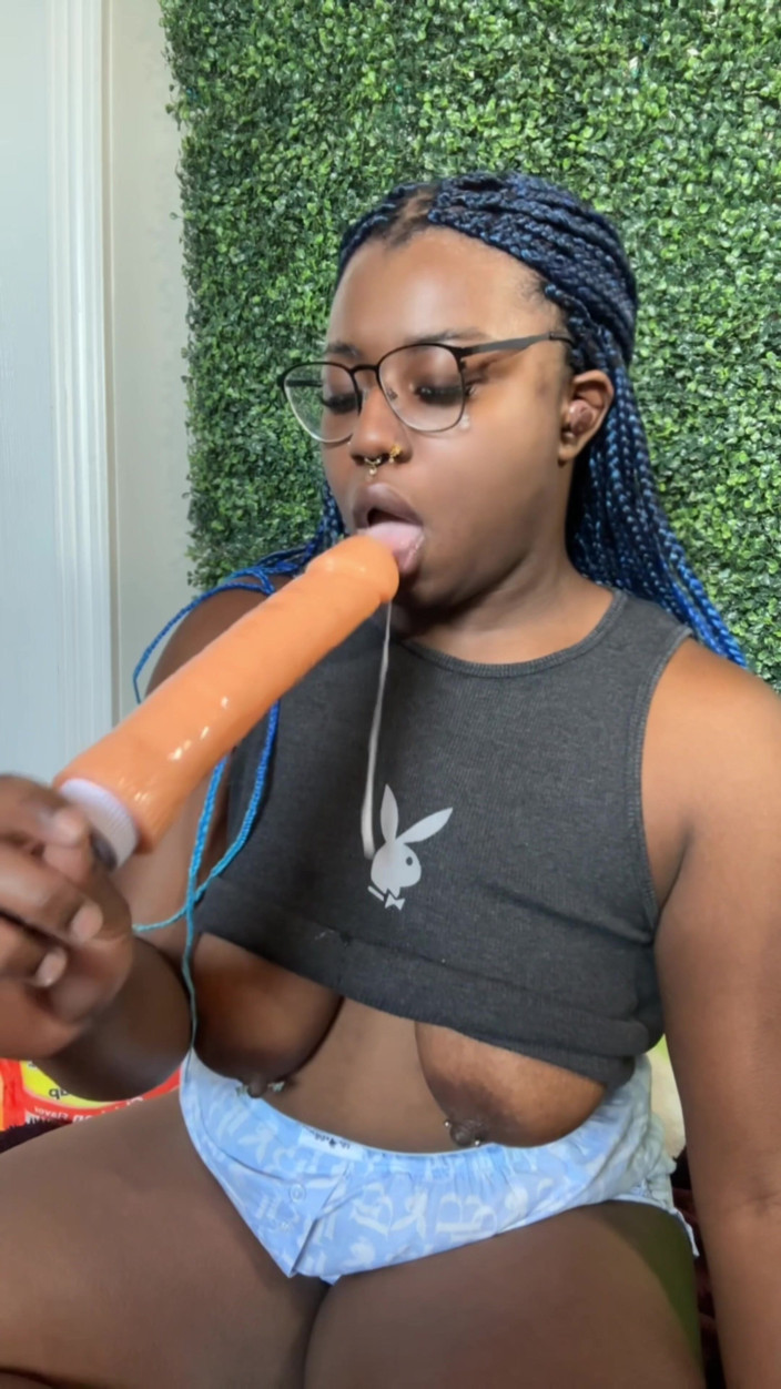 Blue LaSirene: Ebony Girl Face Fuck