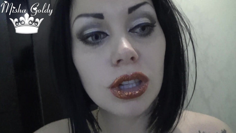 Goddess Misha Goldy: Golden lip seduction