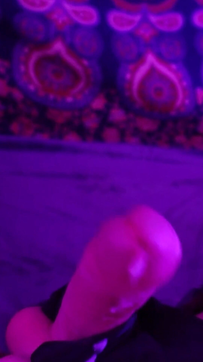 Fer fer sissy: Fer Sissy Big Cock Big Cum wszędzie