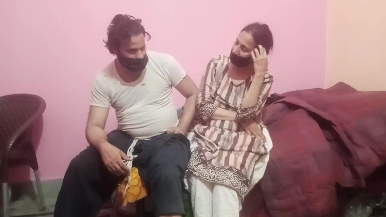 SHAKRATASNEEM: Setup with Stepmom on Home so Hot and Very Beautiful...