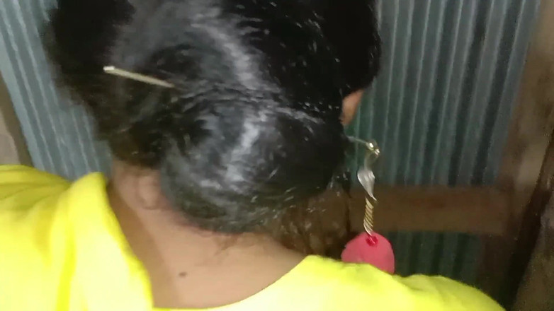 Deshi women: 여친과 화장실 섹스 비디오