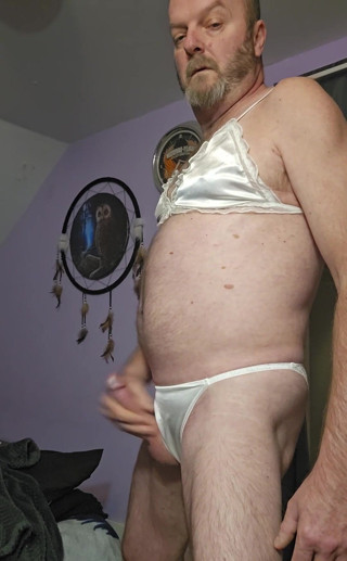 Fantasies in Lingerie: 我喜欢穿着我的性感内衣和抚摸 7