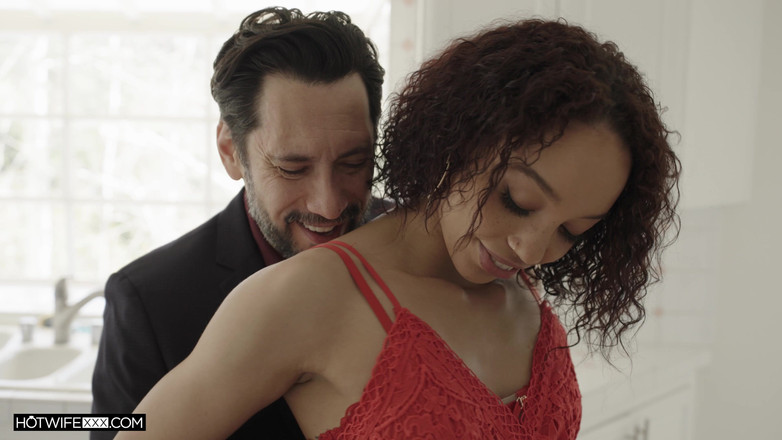 HotwifeXXX: Suami menonton Alexis Tae mempunyai impiannya menjadi kenyataan