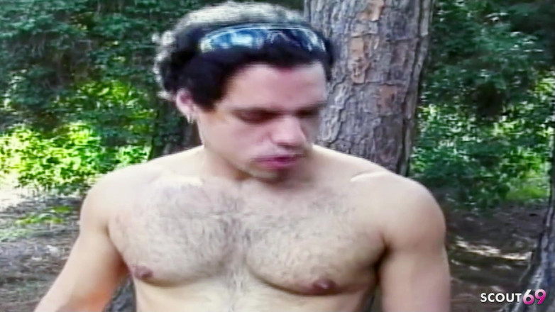 Shemale TS Collection: Une trans rousse se fait sodomiser par des mecs dans...