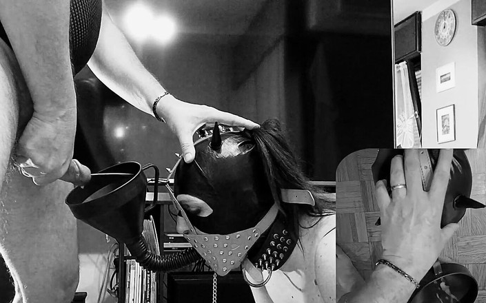 Spiel_maschinerie: Halloween Scary Cumming a Chcaní otrokyně děvka ústa nálevkou roubík