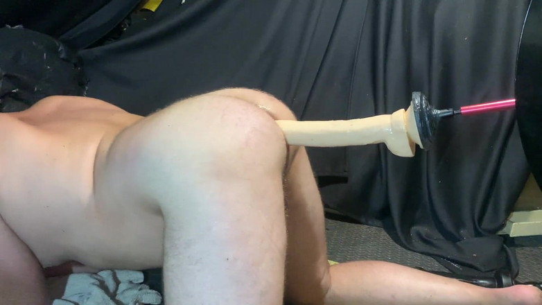 Anal addiction: Velké dildo na mém fuckmachine