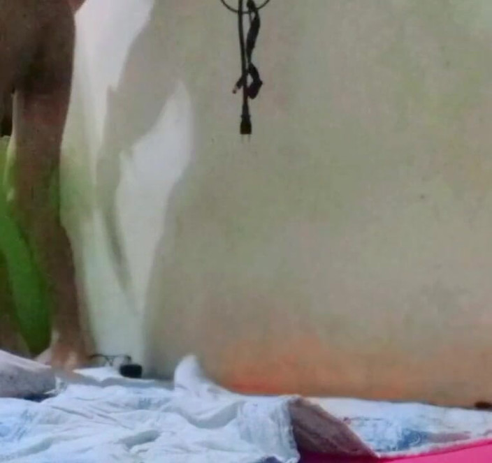 Rouge_eastson: Melancap, kedudukan terbalik dan makan air mani saya