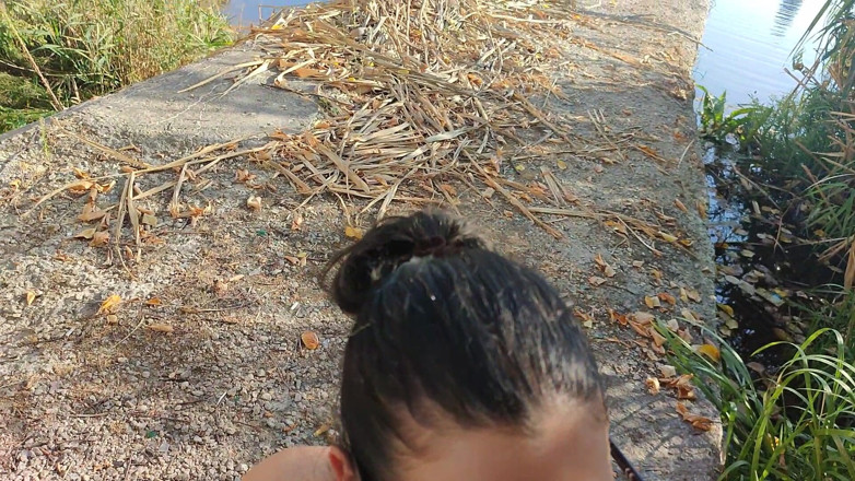 DirtyLubov: Seks Oral Luar Dan Persetubuhan Dubur Di Pantai
