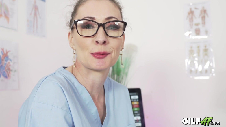 Gilf AF: Skinny Nurse GILF Scarlet Louse Wanted a Creampie